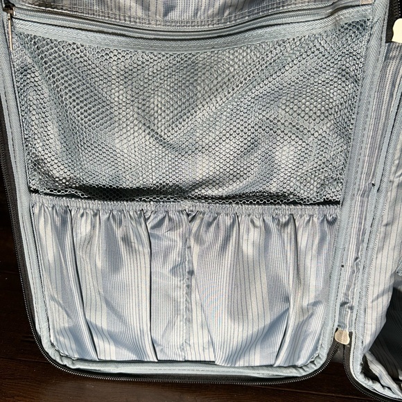 Ricardo Beverly Hills Carry On Expandable Roller - Picture 11 of 11